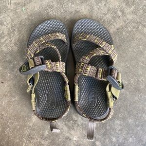 Kids chacos